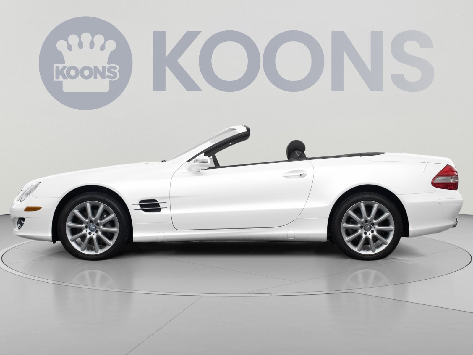 Used 2008 Mercedes-Benz SL-Class SL550 with VIN WDBSK71F98F137847 for sale in Catonsville, MD
