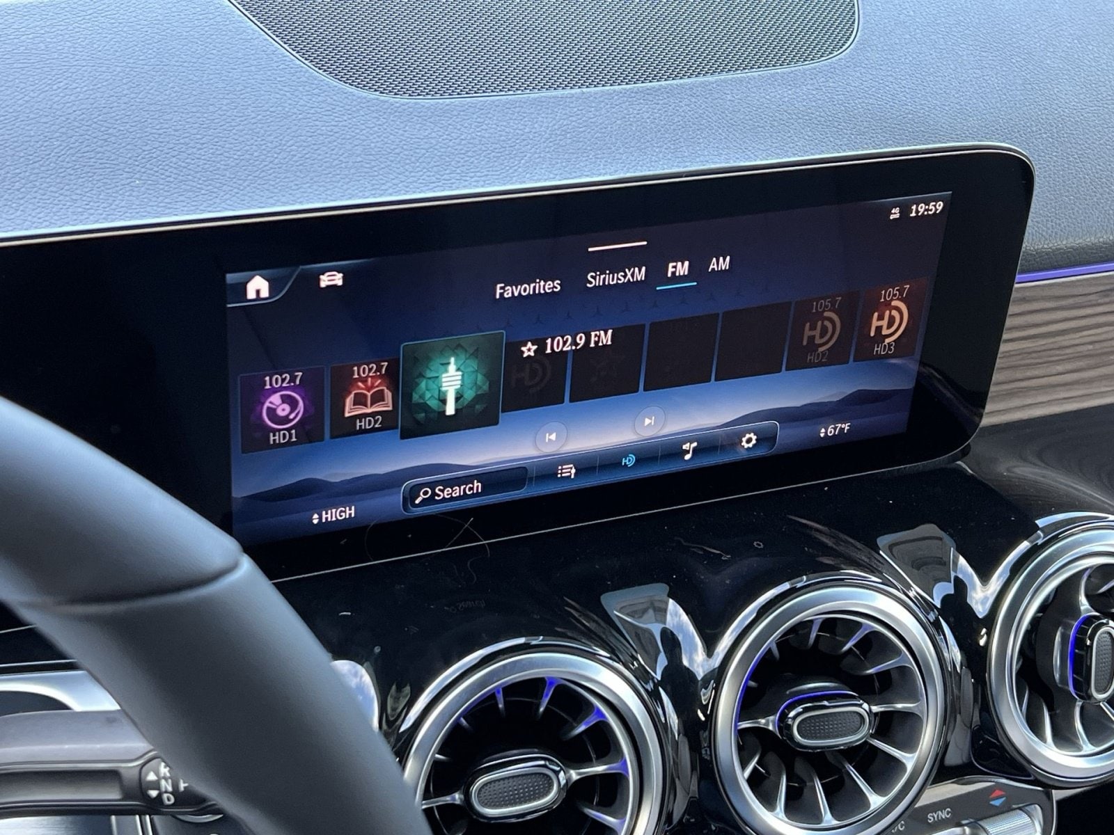 2026 Mercedes-Benz GLB GLB 250 - Photo 16