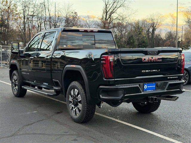 2026 Gmc Sierra 2500 HD Denali photo 3