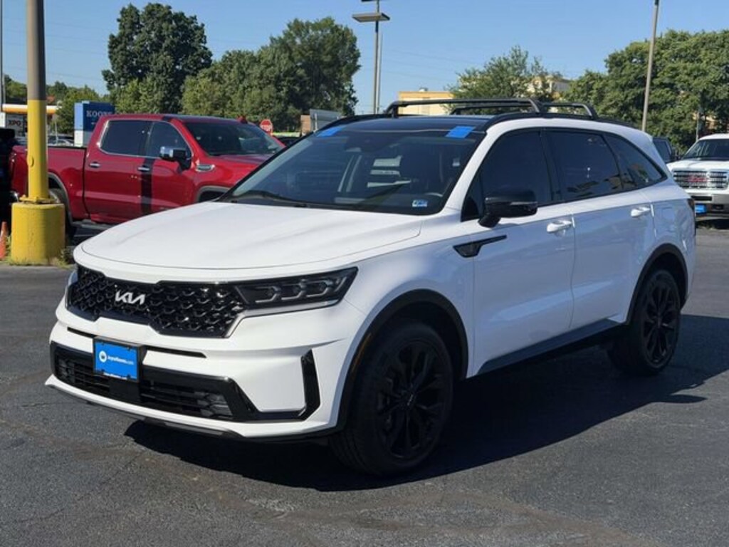 Used 2023 Kia Sorento SX SUV