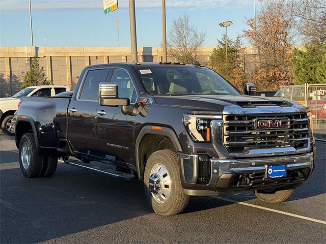 2026 GMC Sierra 3500HD SLT's photo