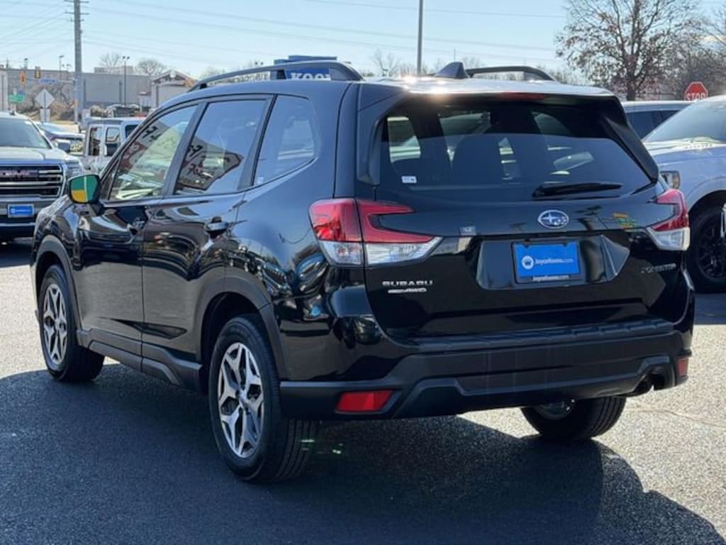 Used 2021 Subaru Forester Premium SUV
