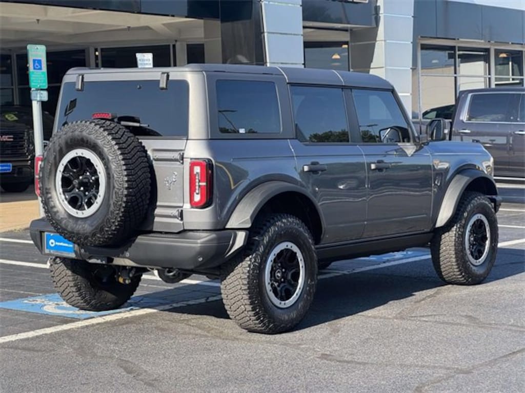 Used 2024 Ford Bronco Badlands SUV