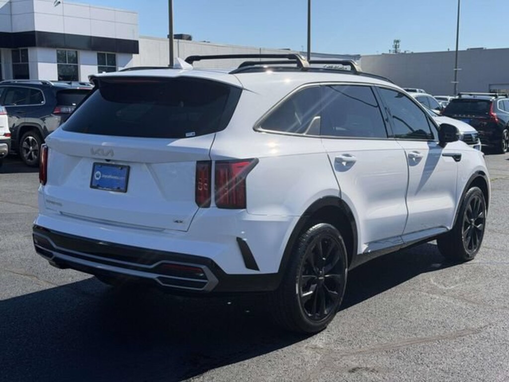 Used 2023 Kia Sorento SX SUV