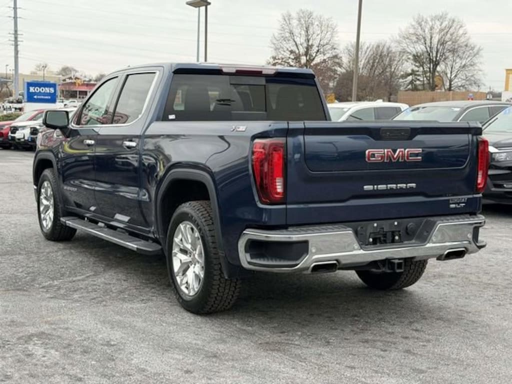 Used 2021 GMC Sierra 1500 SLT Truck Crew Cab