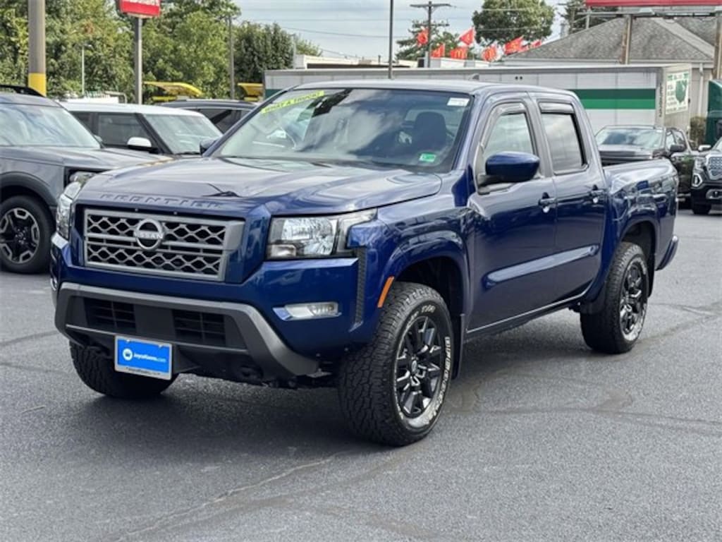 Used 2023 Nissan Frontier SV Truck Crew Cab