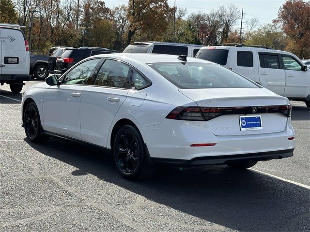 2025 Honda Accord SE photo 3