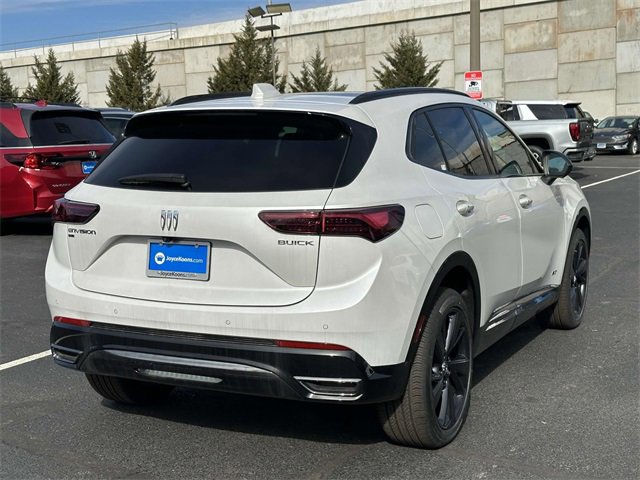 2025 Buick Envision Sport Touring photo 2