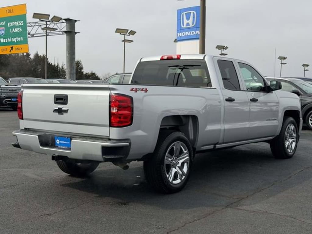 Used 2018 Chevrolet Silverado 1500 Custom Truck Double Cab