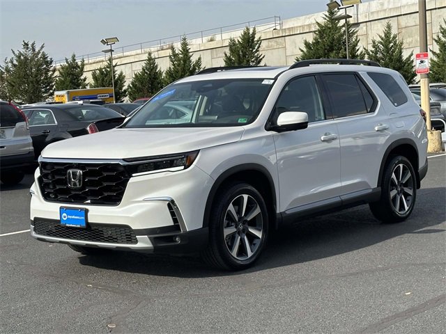 2025 Honda Pilot Elite photo 4