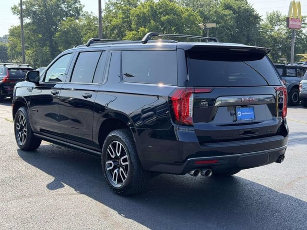 Used 2023 GMC Yukon XL AT4 SUV