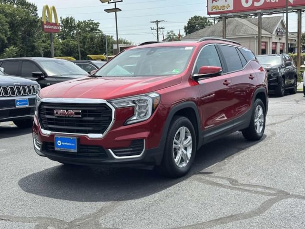 Used 2023 GMC Terrain SLE SUV