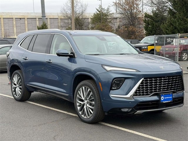 2026 Buick Enclave Avenir's photo