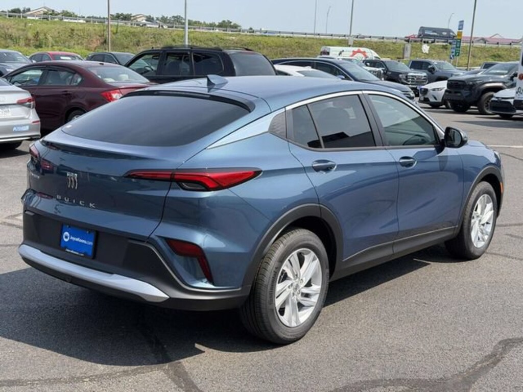 New 2026 Buick Envista Preferred SUV