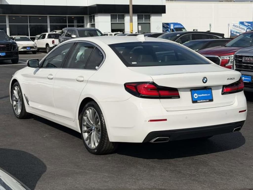 Used 2022 BMW 5 Series 530i Sedan
