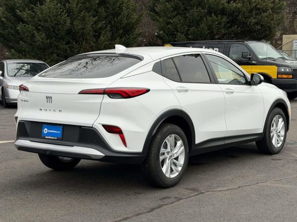 New 2026 Buick Envista Preferred SUV