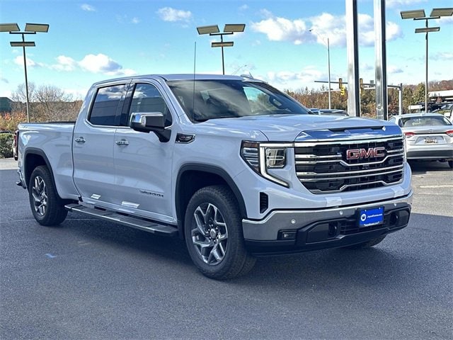 2026 GMC Sierra 1500 SLT's photo
