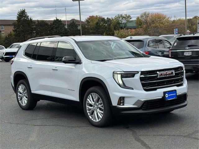 2026 GMC Acadia Elevation's photo