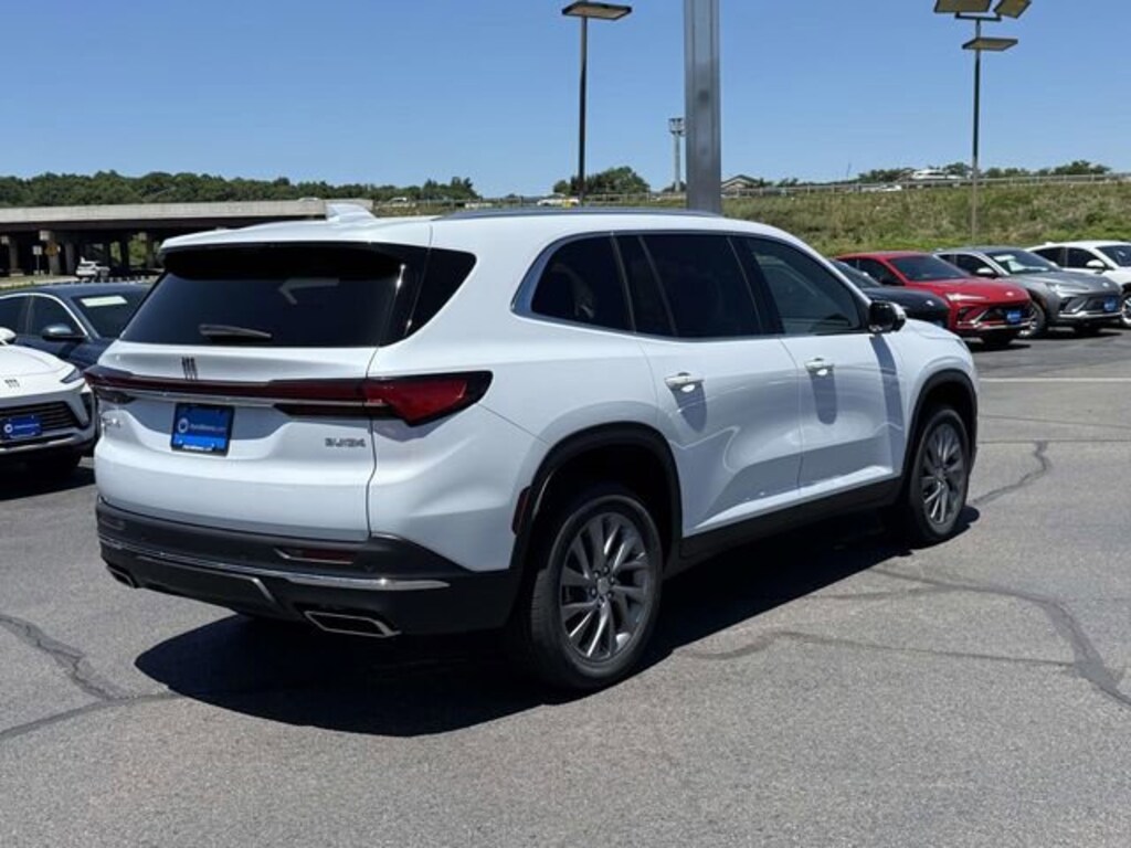 New 2026 Buick Enclave Preferred SUV