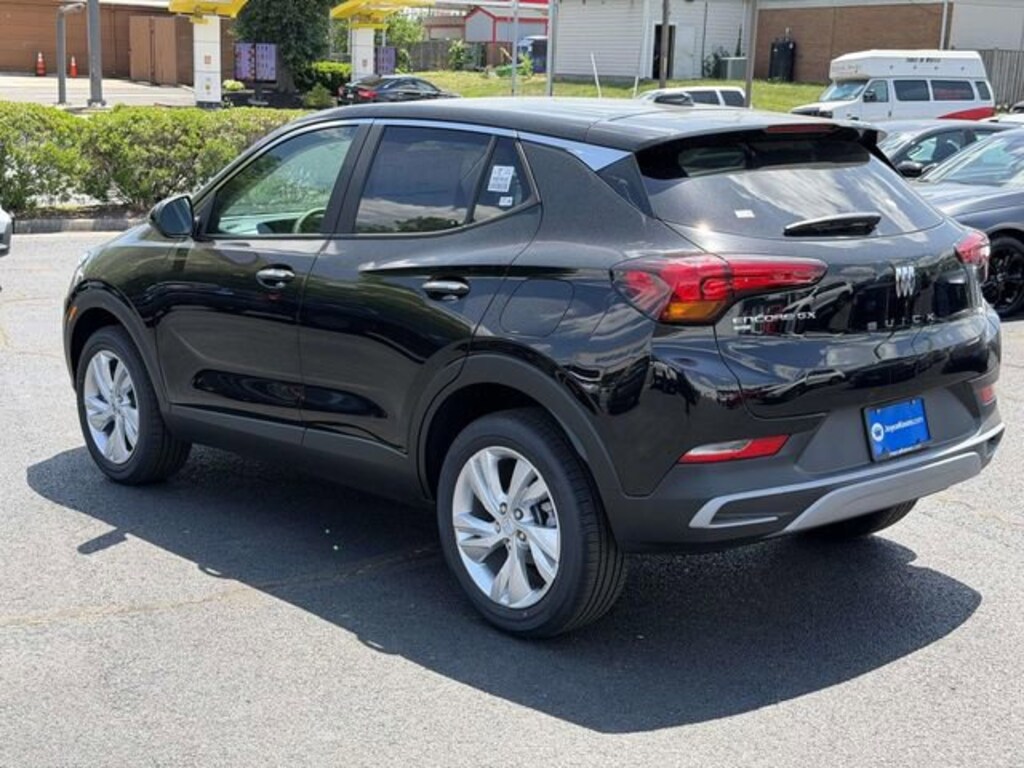 New 2026 Buick Encore GX Preferred SUV