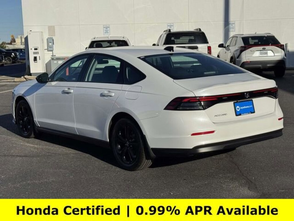 Used 2025 Honda Accord Sedan SE Sedan