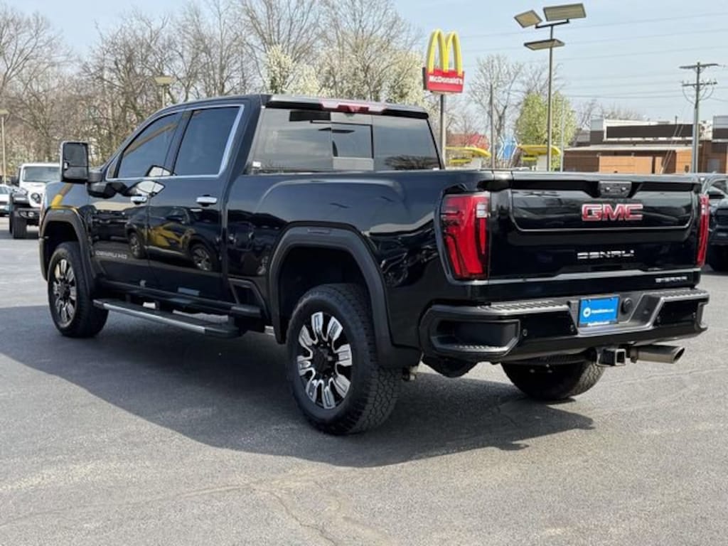 Used 2024 GMC Sierra 2500 HD Denali Truck Crew Cab