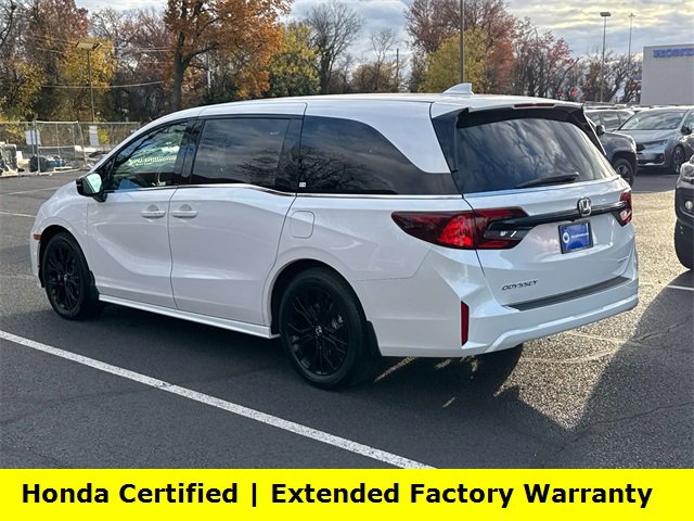 2025 Honda Odyssey photo 3