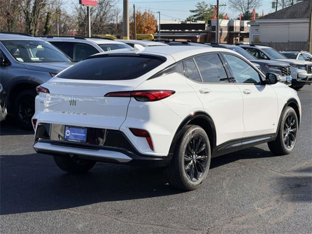 New 2026 Buick Envista Sport Touring SUV