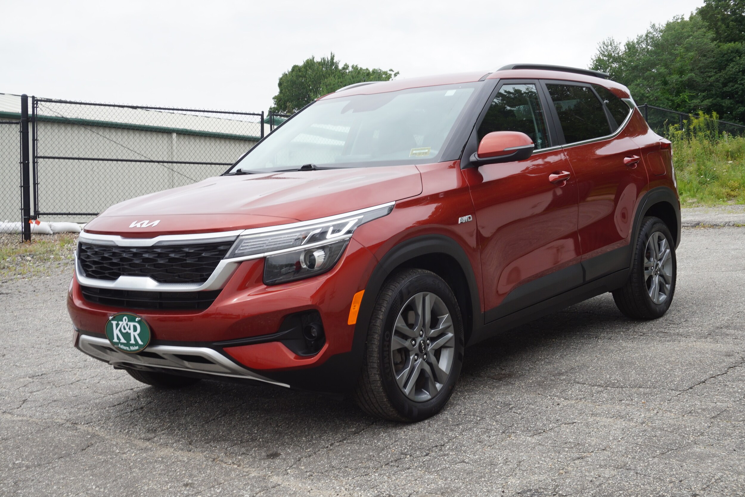 2023 Kia Seltos S photo 3
