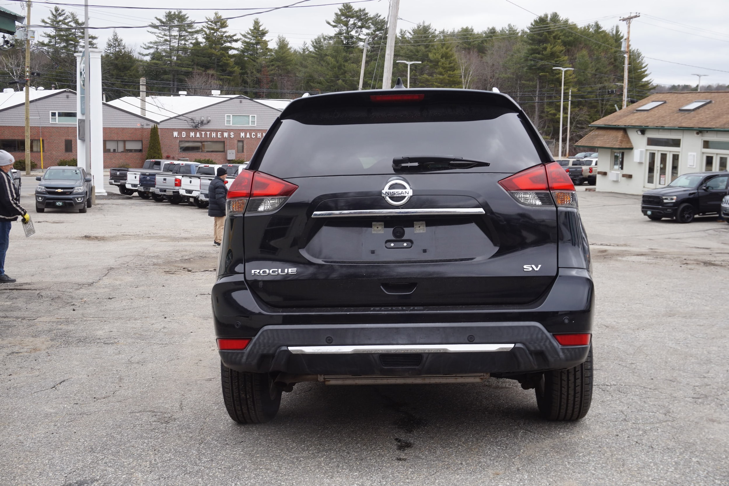 View vehicle photo 6