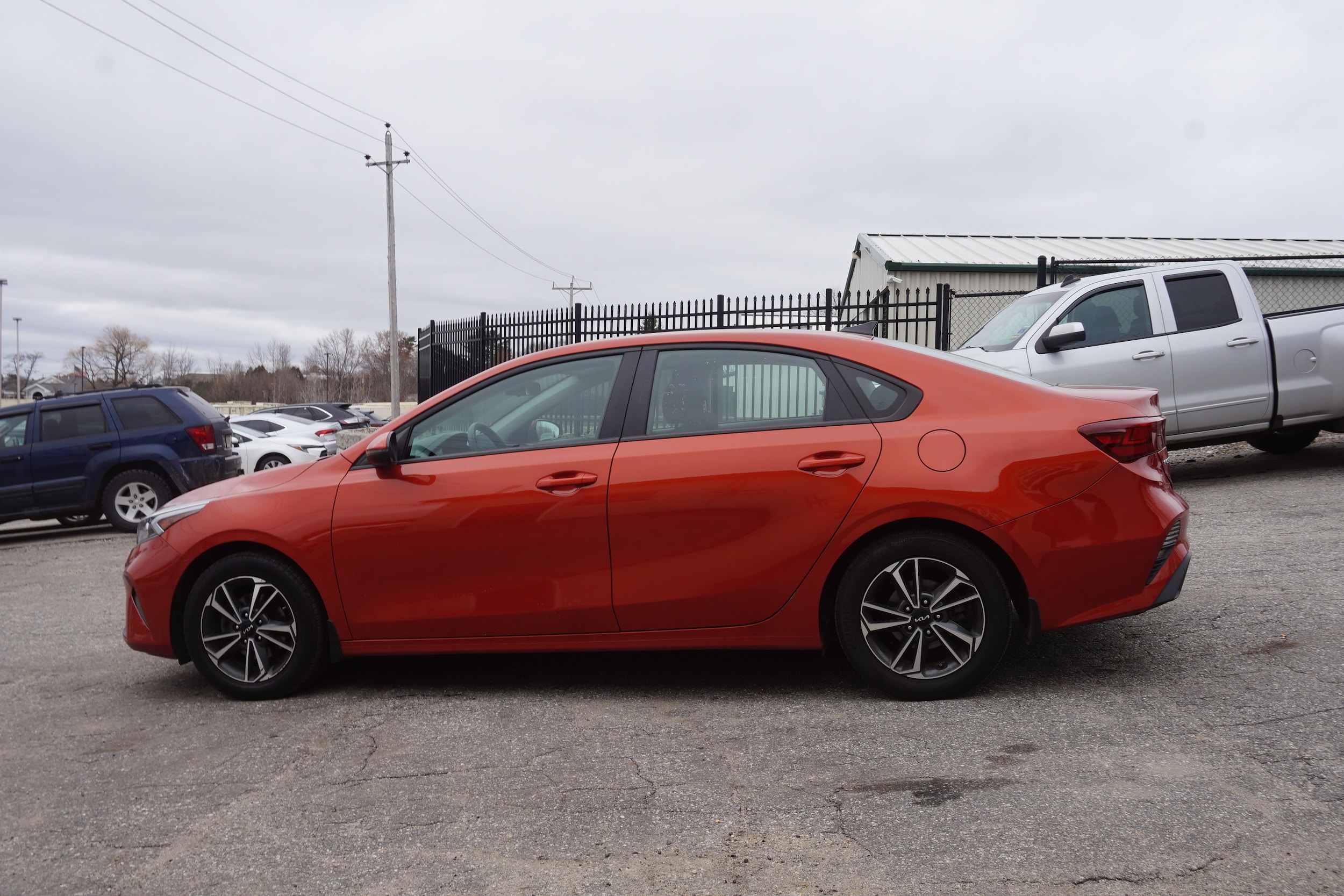 View vehicle photo 5