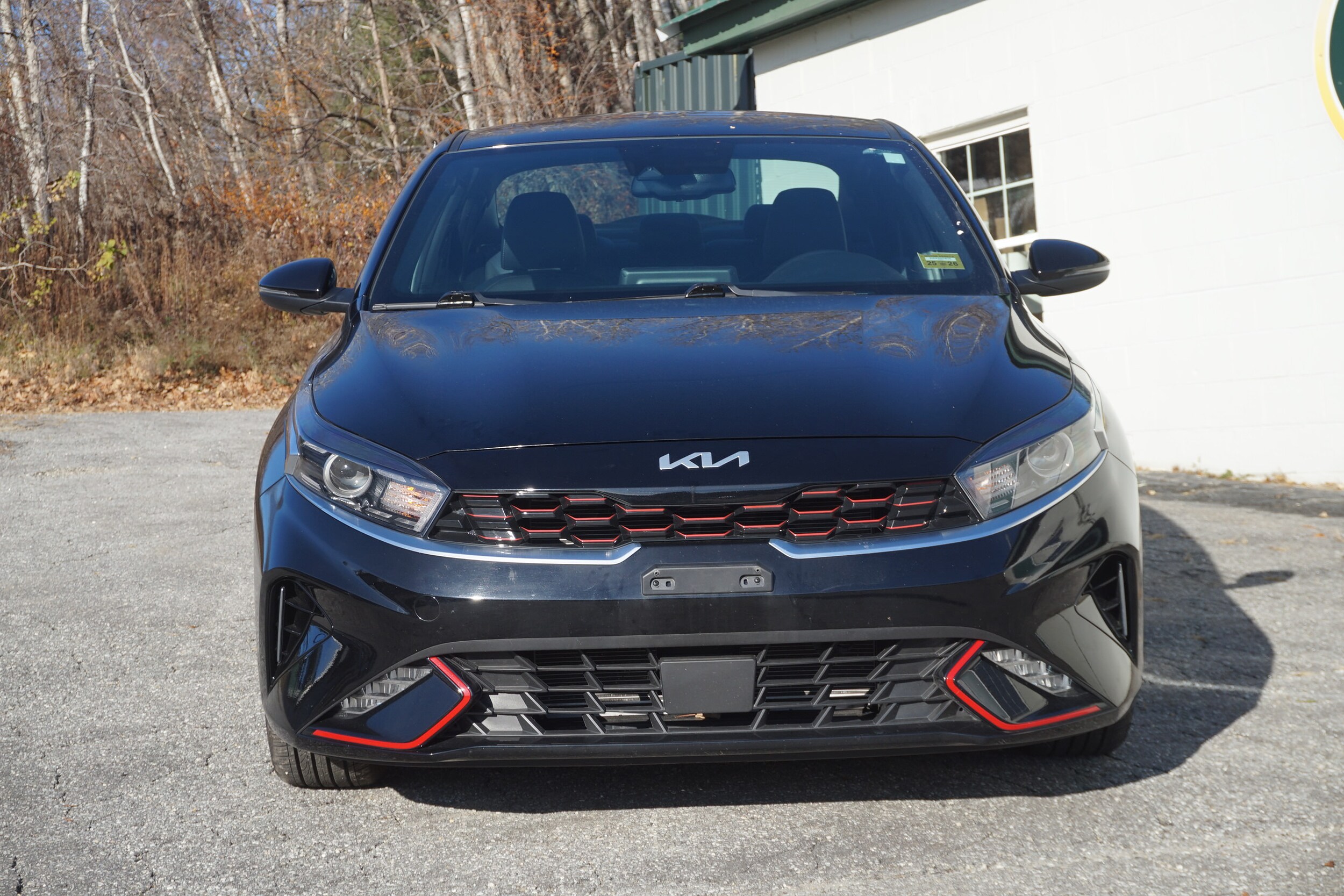 2024 Kia Forte GT-Line photo 2