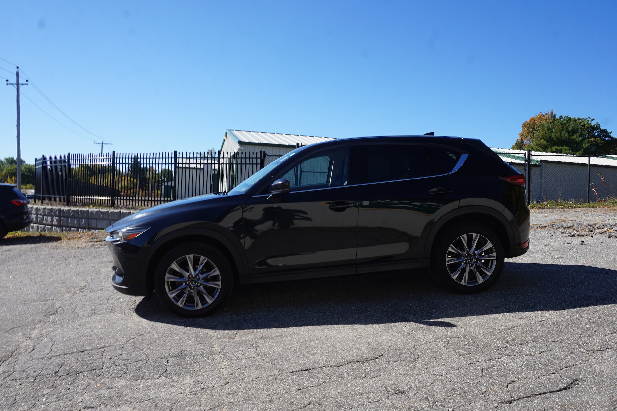 2019 Mazda CX-5 Grand Touring photo 2