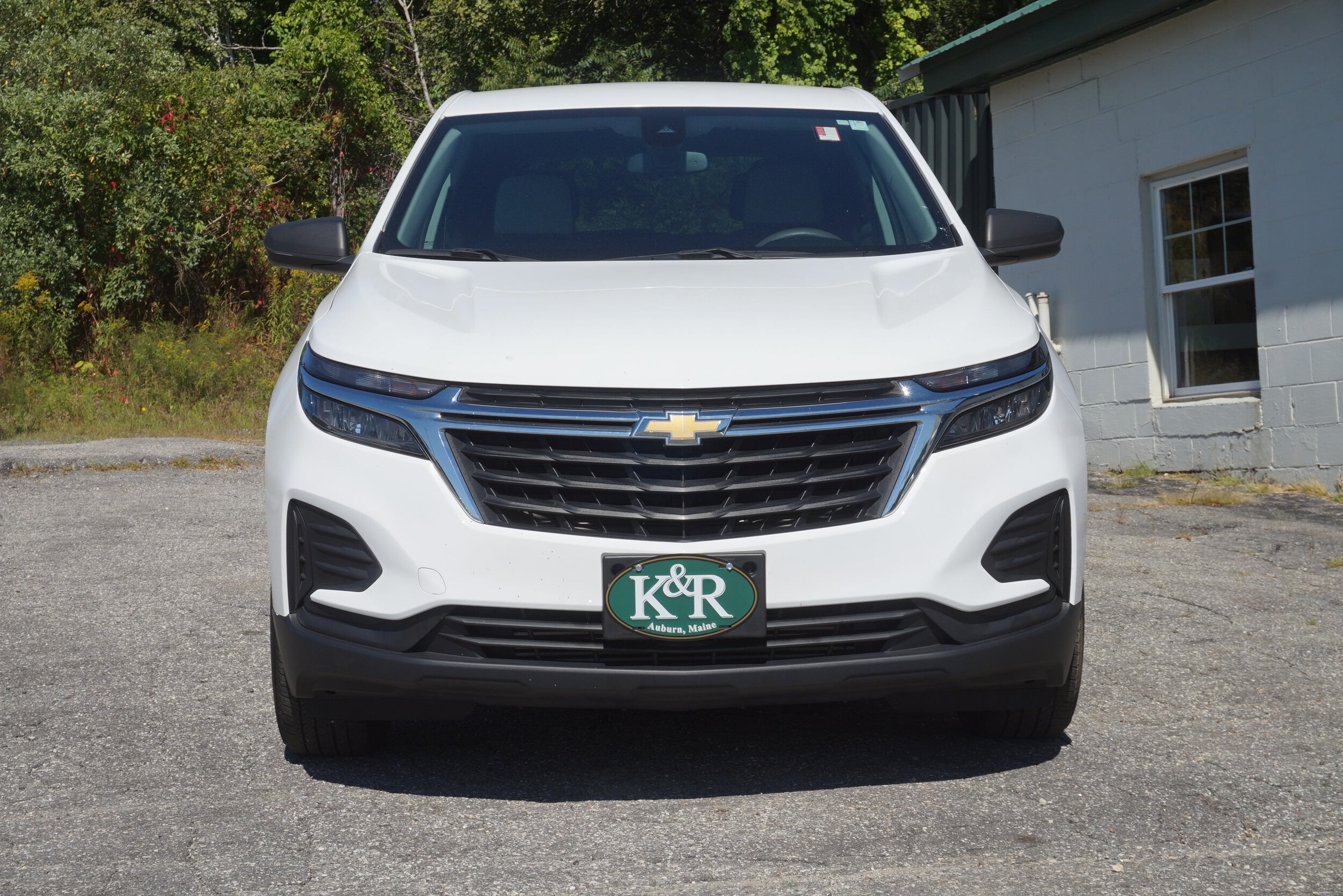 2022 Chevrolet Equinox LS photo 2