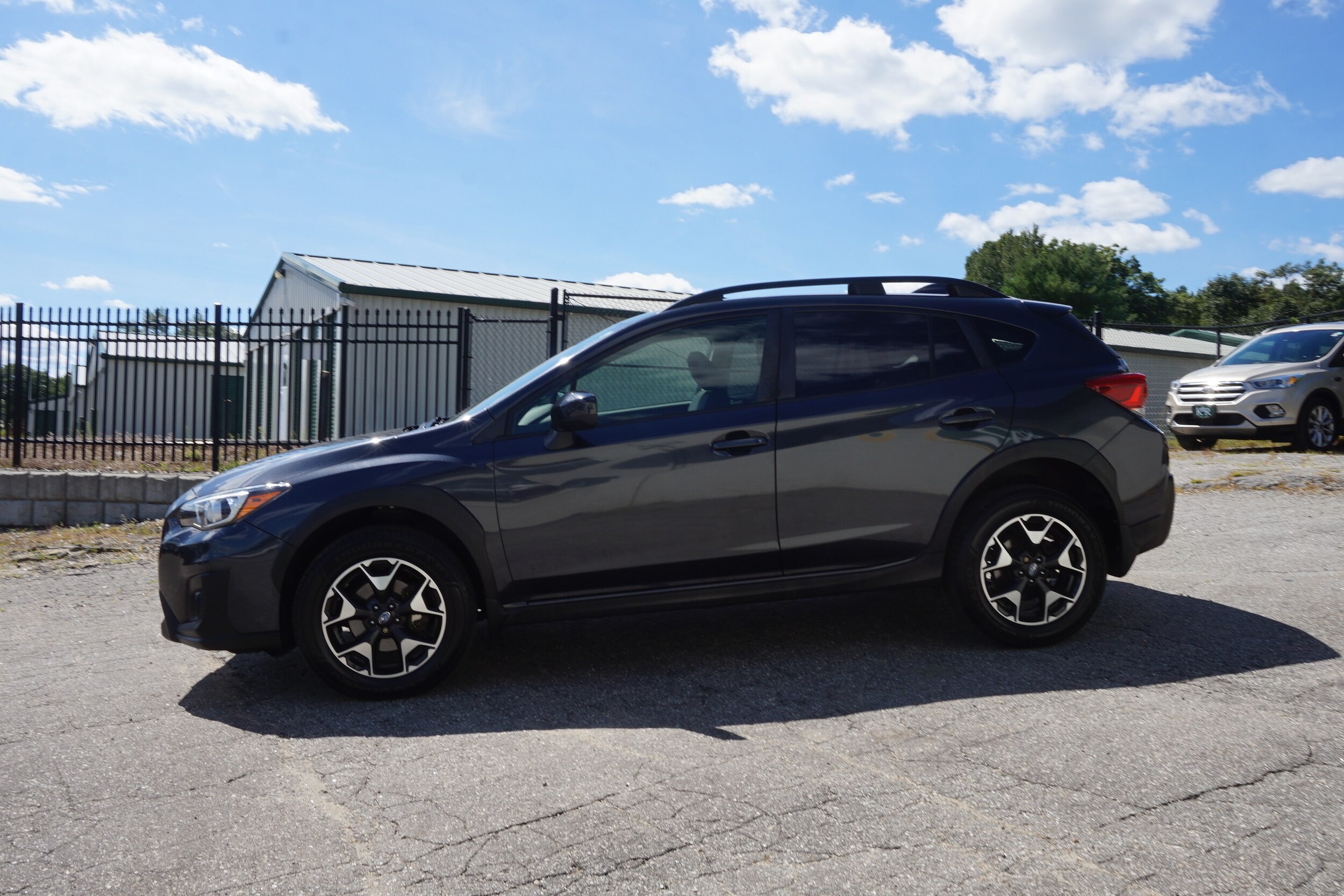 2019 Subaru Crosstrek 2.0i Premium photo 3