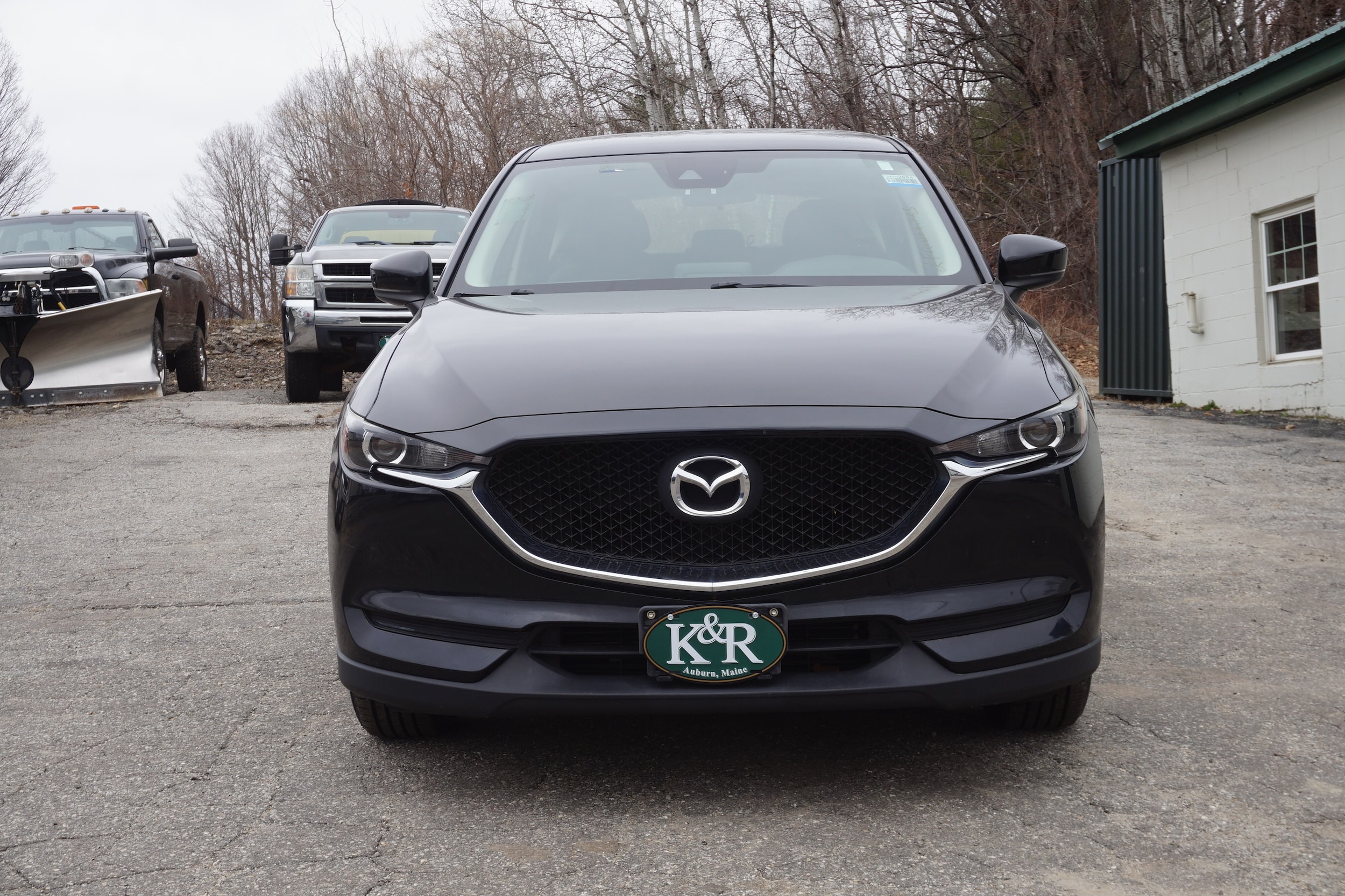 View vehicle photo 2