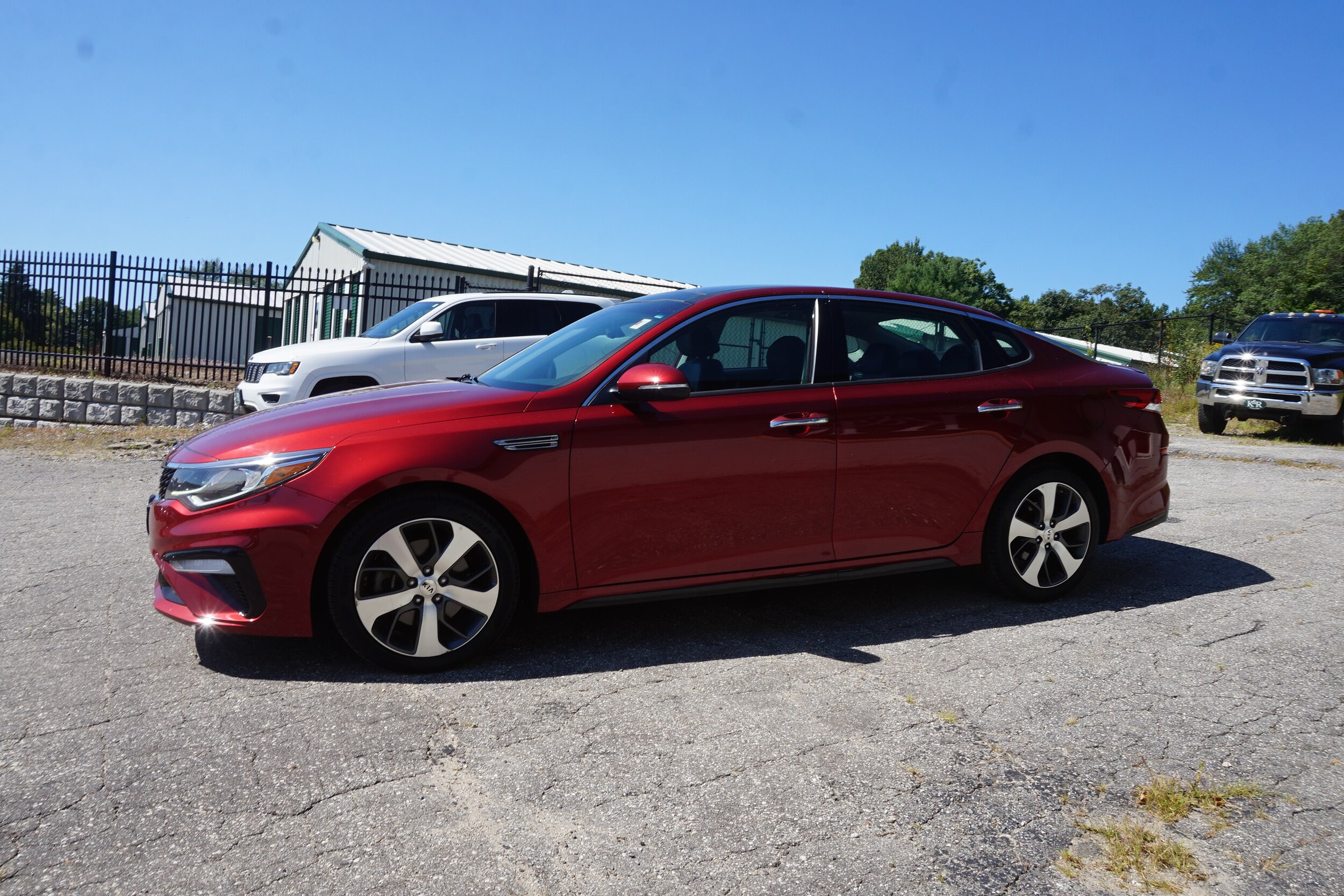2019 Kia Optima S photo 4