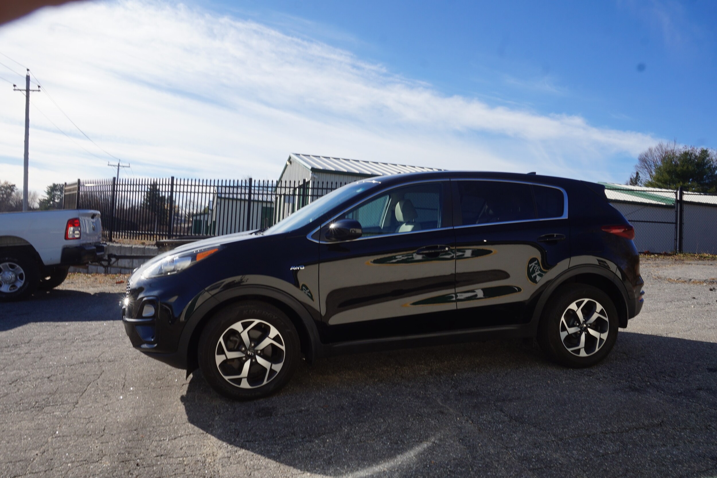 2020 Kia Sportage LX photo 2