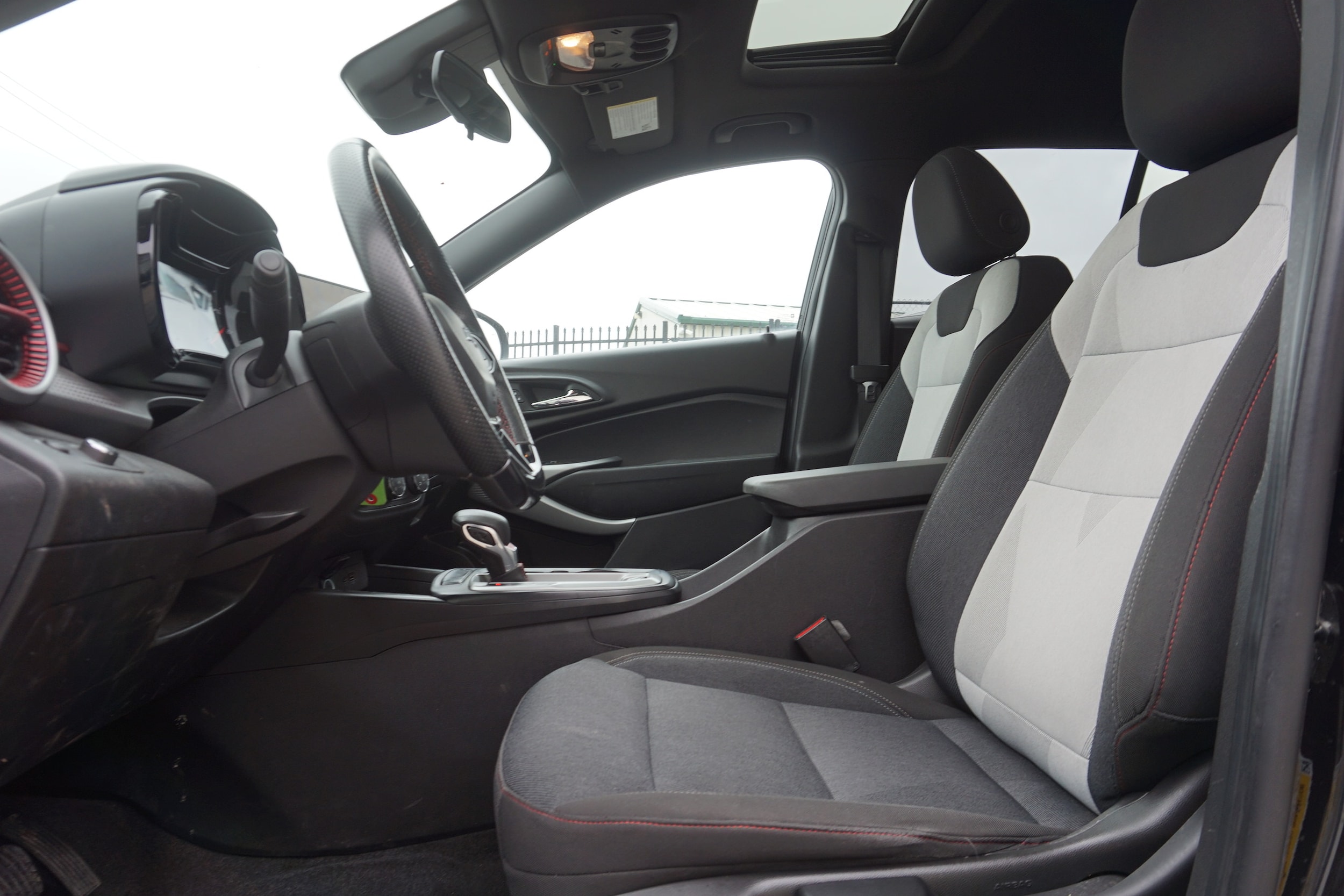 View vehicle photo 7