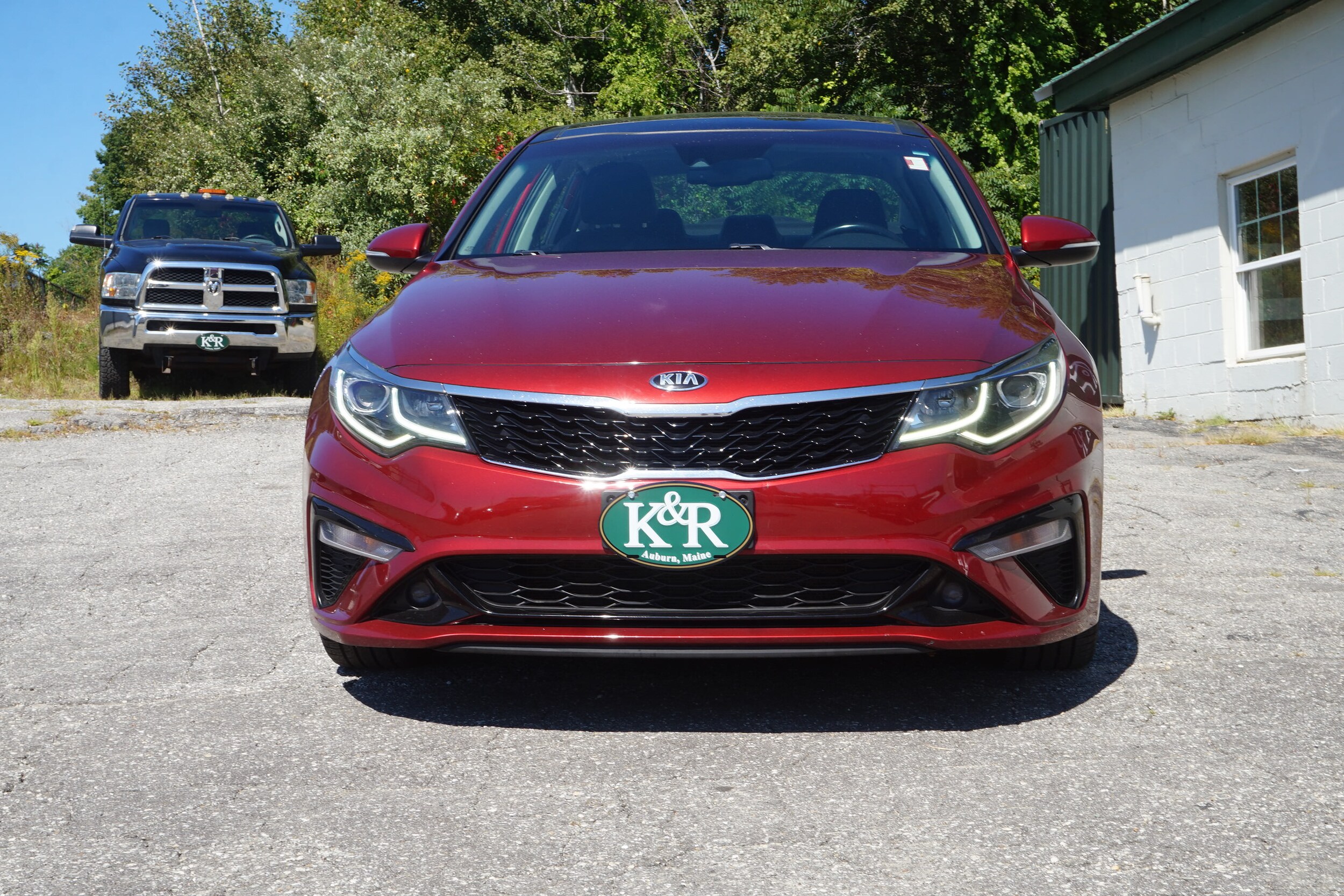2019 Kia Optima S photo 2