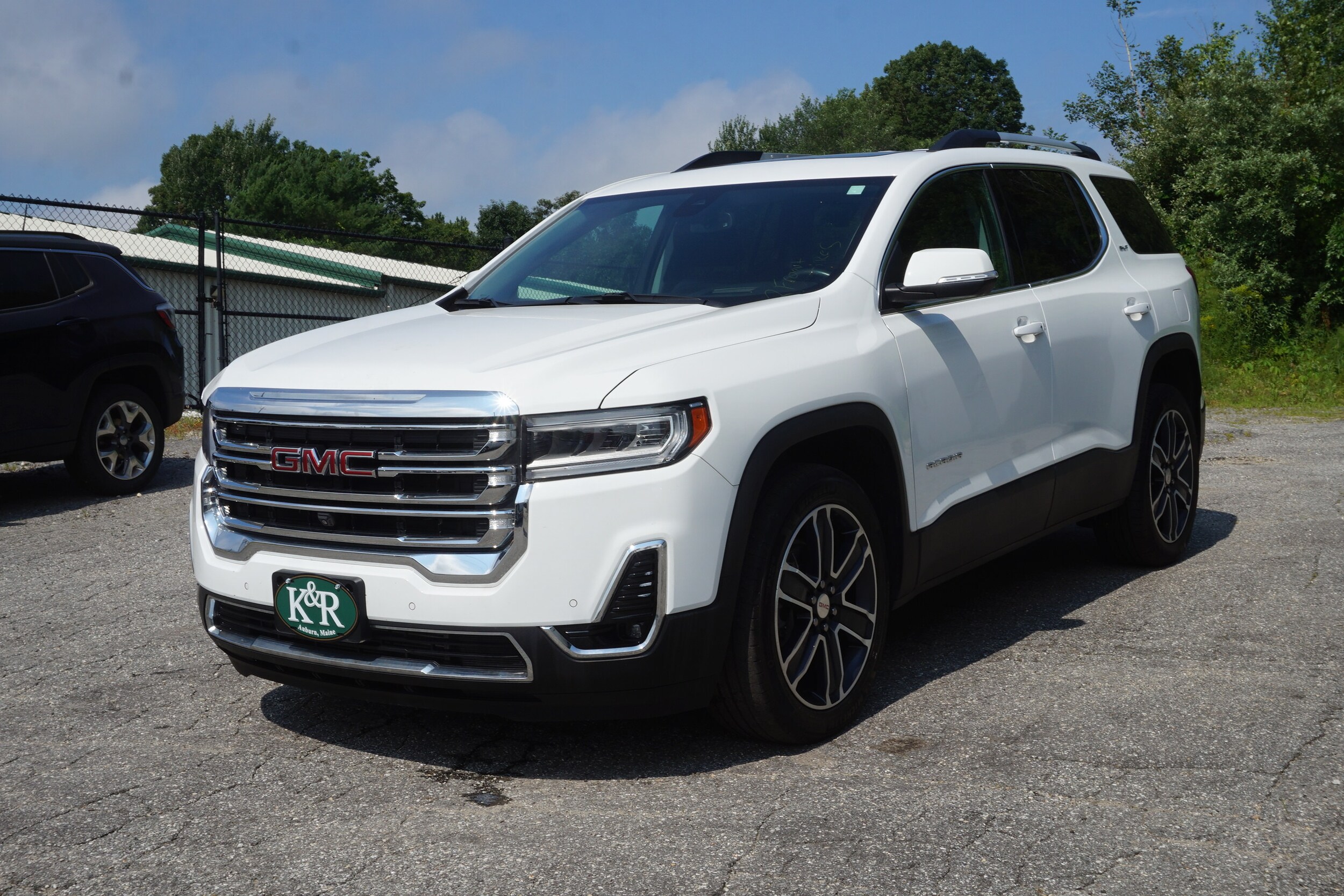 2022 Gmc Acadia SLT photo 3