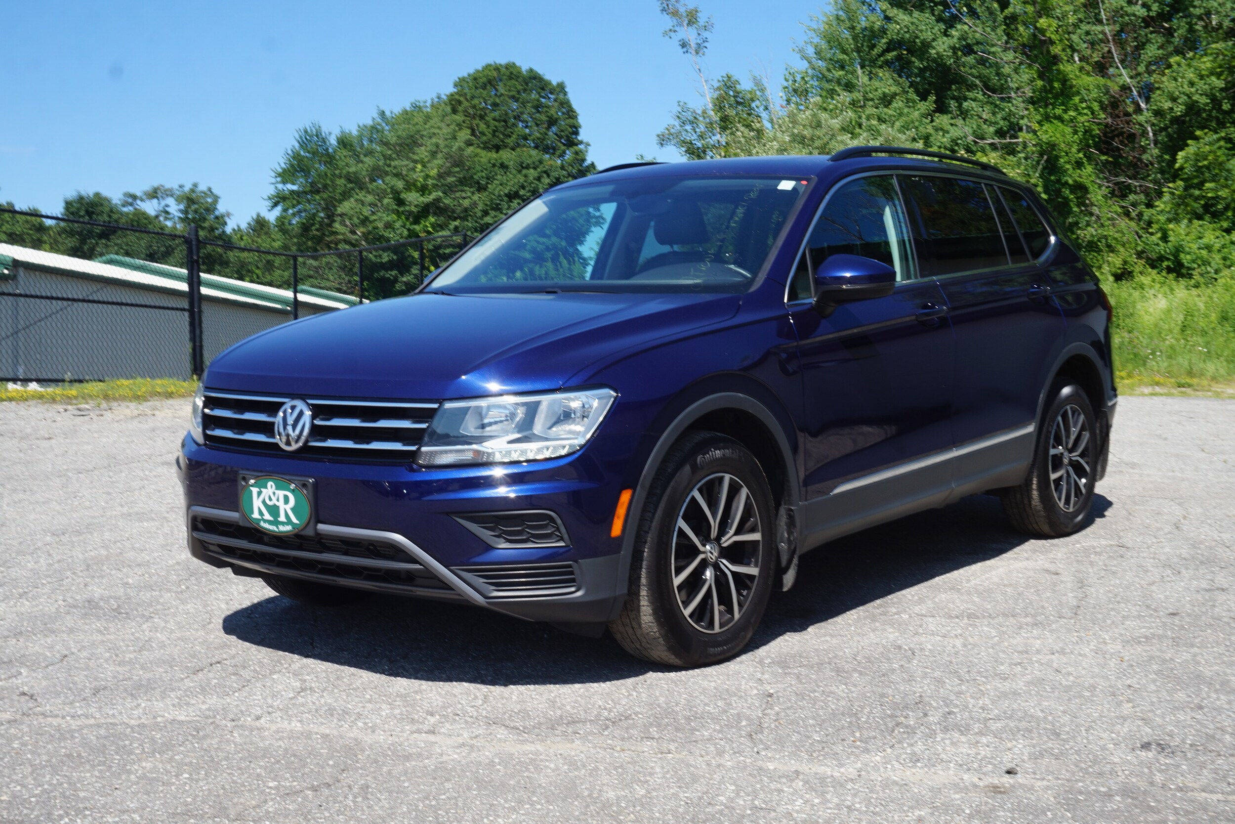 2021 Volkswagen Tiguan SE photo 3