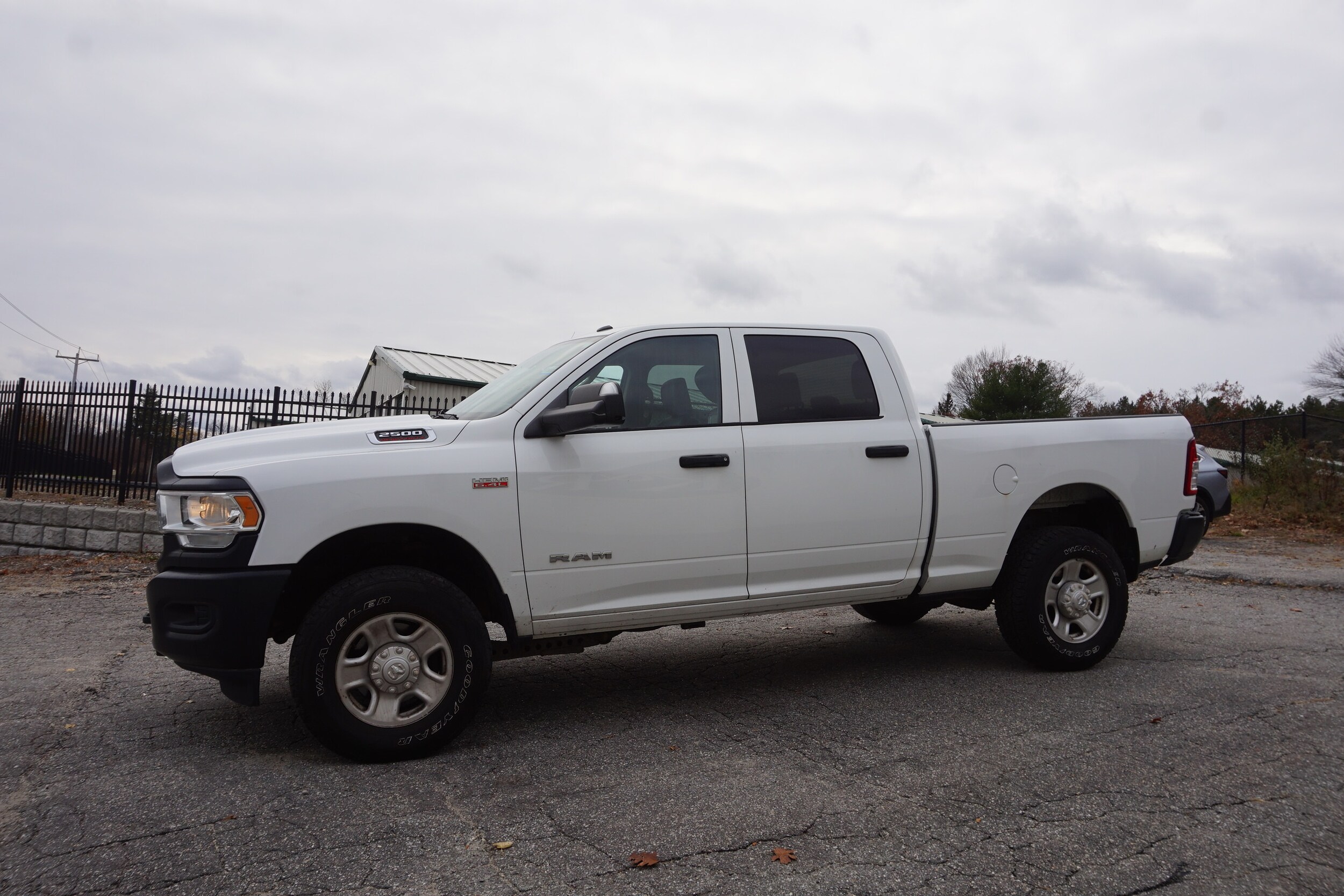 2019 Ram 2500 Tradesman photo 4