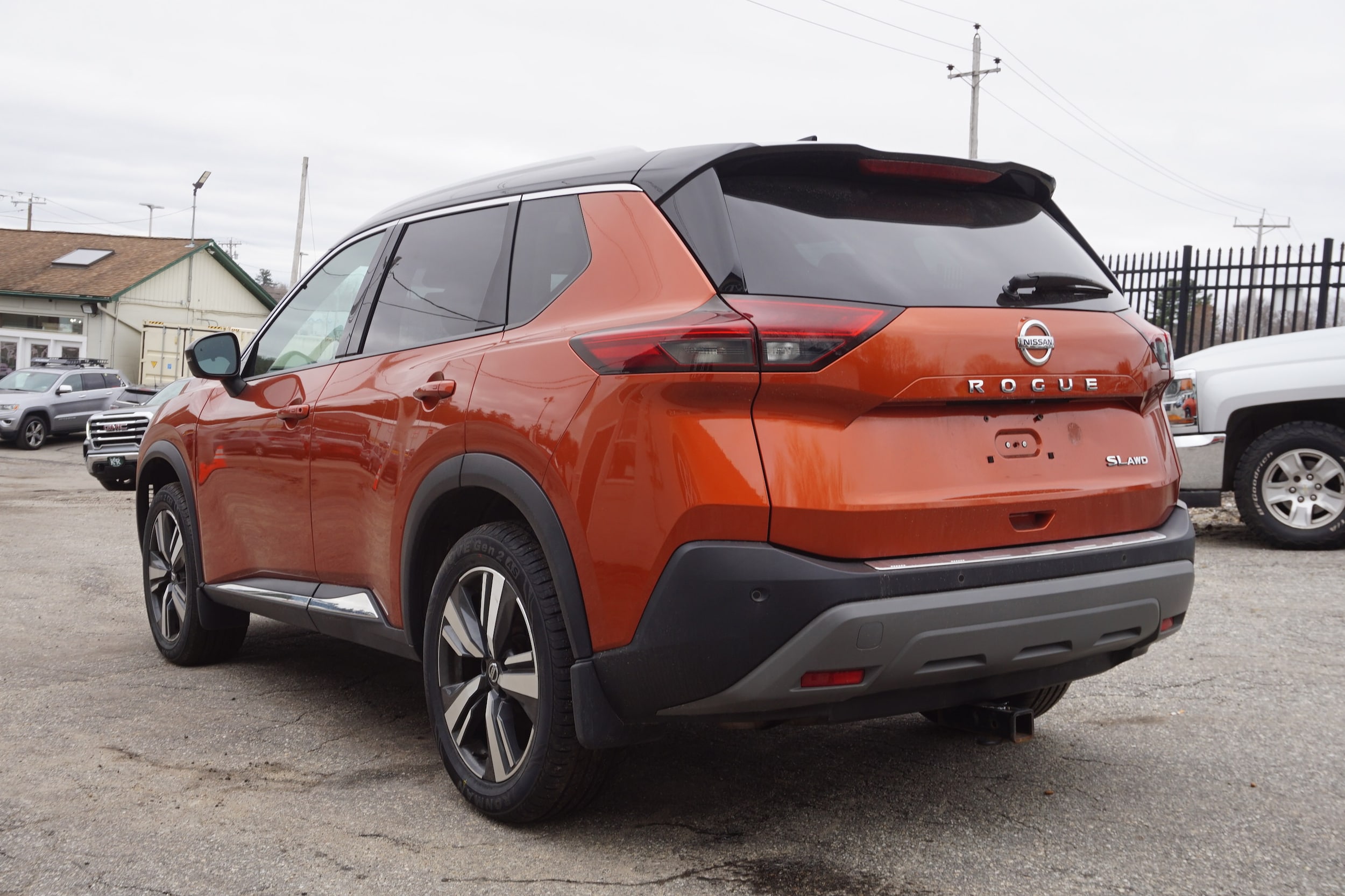 View vehicle photo 5