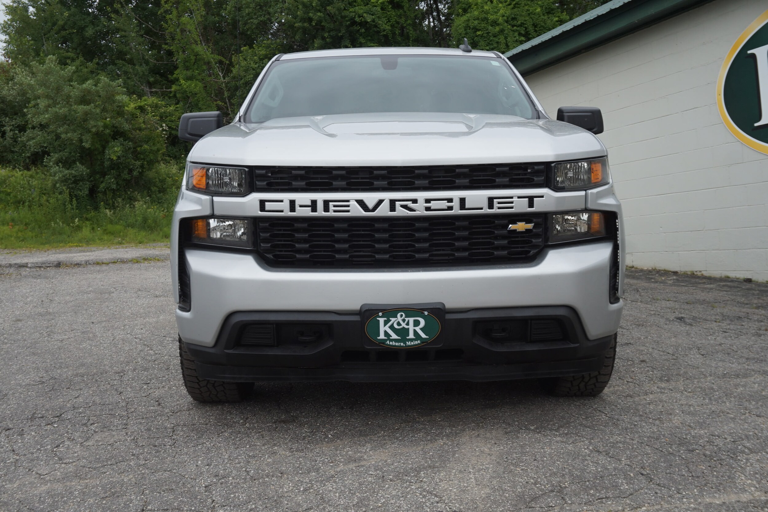 2021 Chevrolet Silverado 1500 Custom photo 2