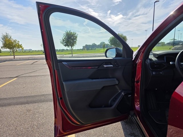 2026 Gmc Acadia AT4 photo 4