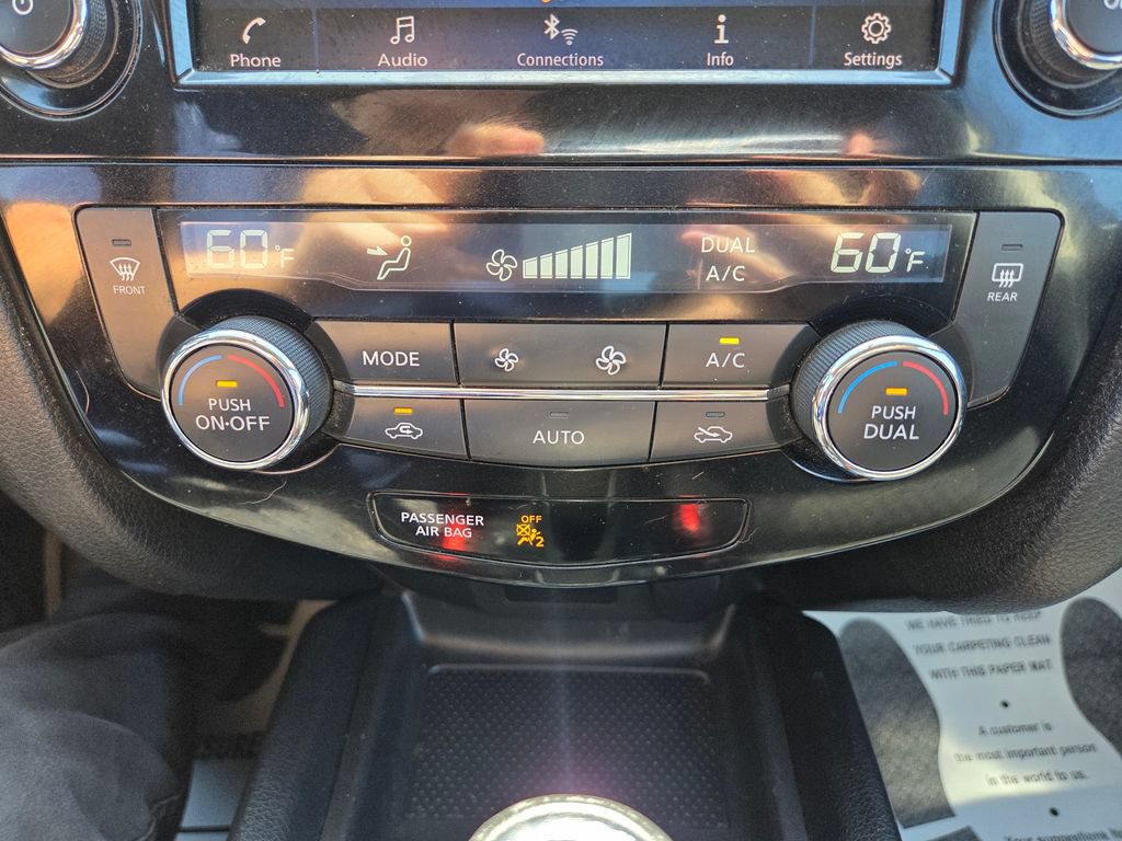 2018 Nissan Rogue SV - Photo 25
