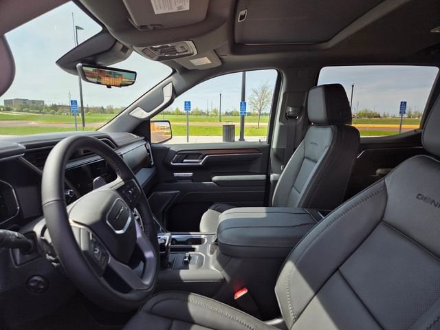 2026 GMC Sierra 1500 Denali - Photo 10