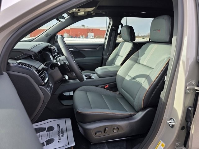 2026 Gmc Acadia AT4 photo 4