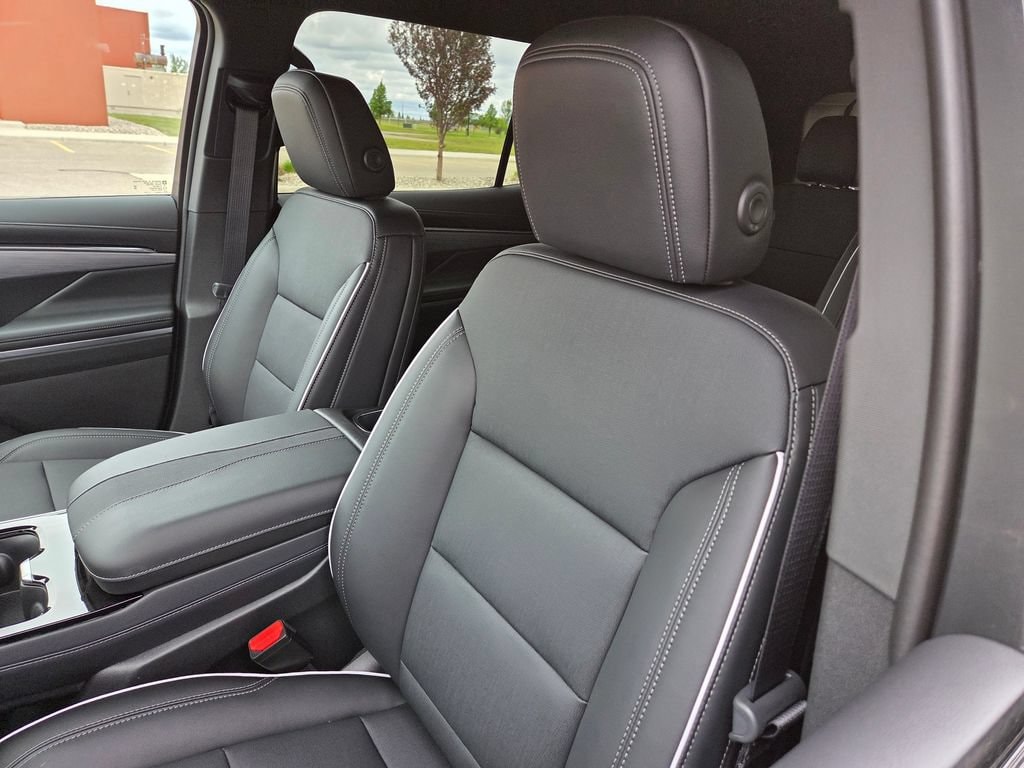 2026 Buick Enclave Preferred - Photo 12